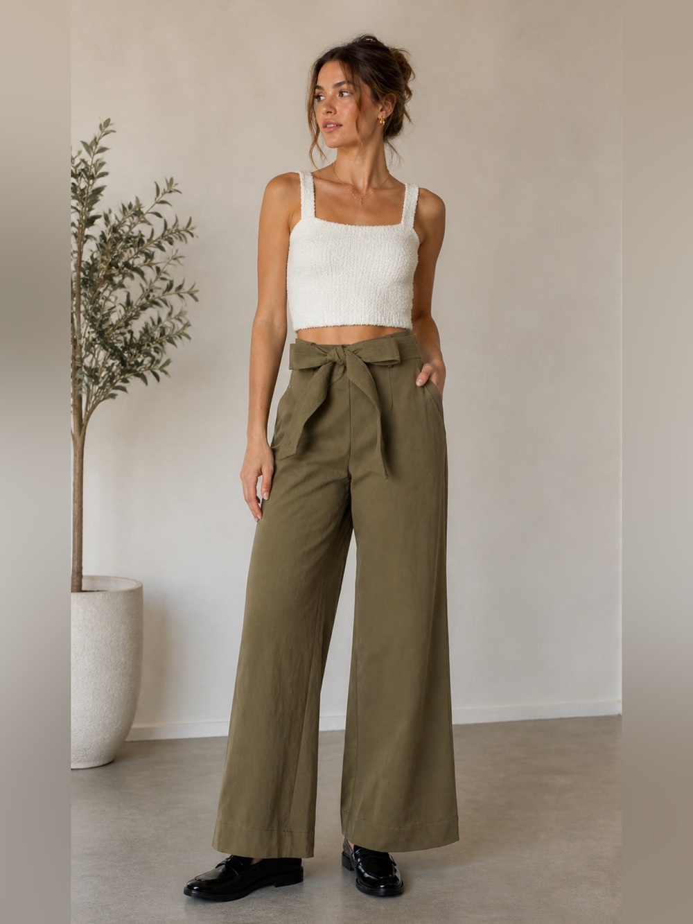 En Saison Khaki Wide-Leg Pants